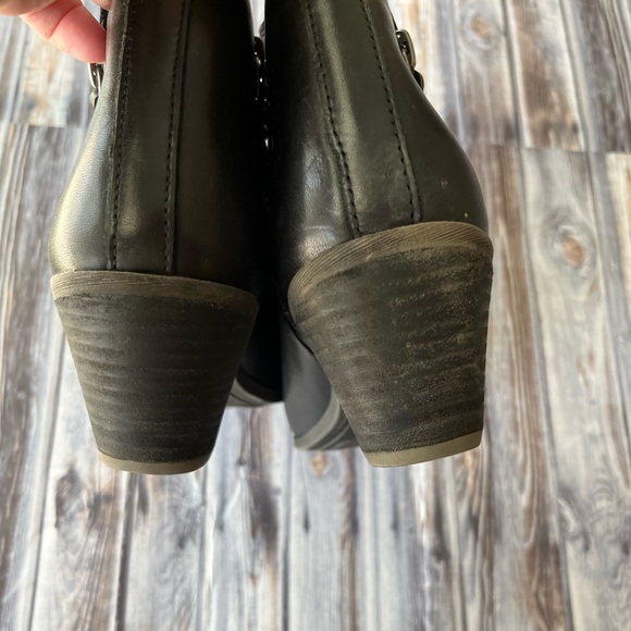 FRYE Judith Double Zip Black Leather Ankle
Bootie - Picture 6 of 10